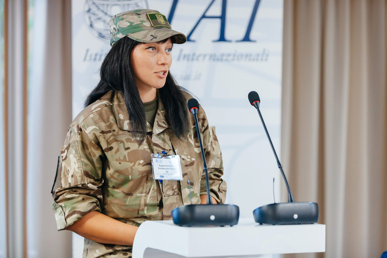 NATO - News: The role of women in the Ukraine military conflict, 21-Sep.-2015