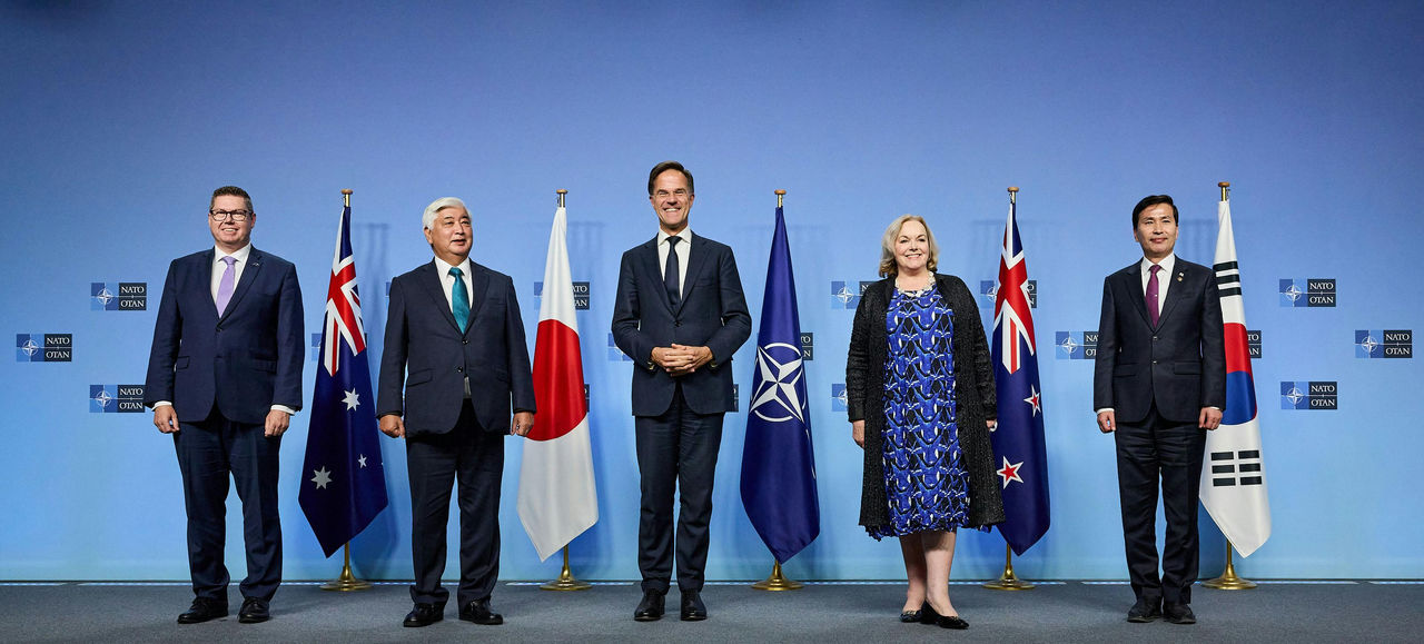 Left to right: Pat Conray (Minister of Defence, Australia); Gen Nakatani (Minister of Defence, Japan); NATO Secretary General Mark Rutte); Judith Collins (Minister of Defence, New Zealand); Seonho Kim (Vice Minister of Defence, Republic of Korea)
