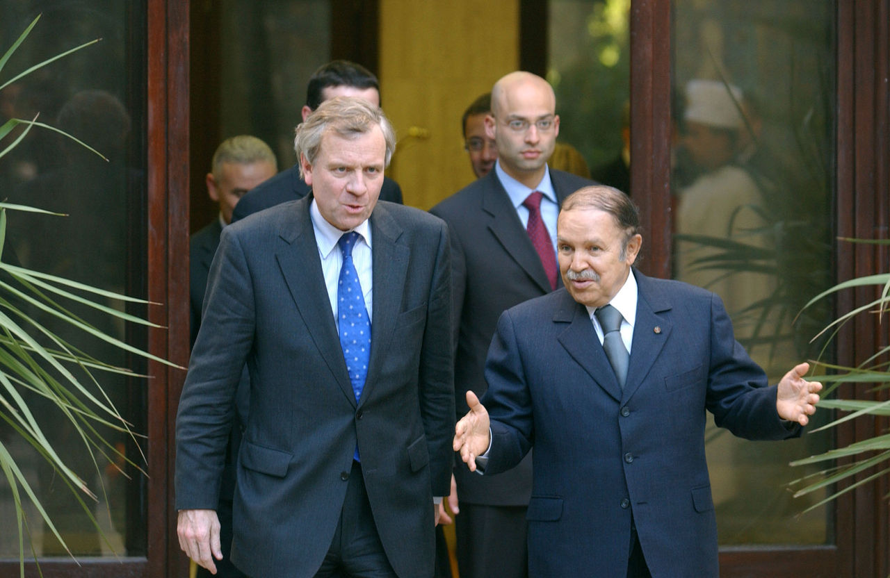 
b041125f
25th November 2004
NATO Secretary General, Jaap de Hoop Scheffer visits Algeria
Left to right: NATO Secretary General, Jaap de Hoop Scheffer with Algerian President, Abdelaziz Bouteflika.

