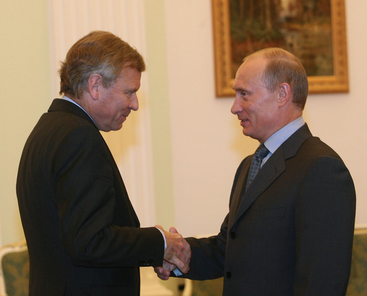 NATO Secretary General, Jaap de Hoop Scheffer meets with the President of the Russian Federation, Vladimir Putin