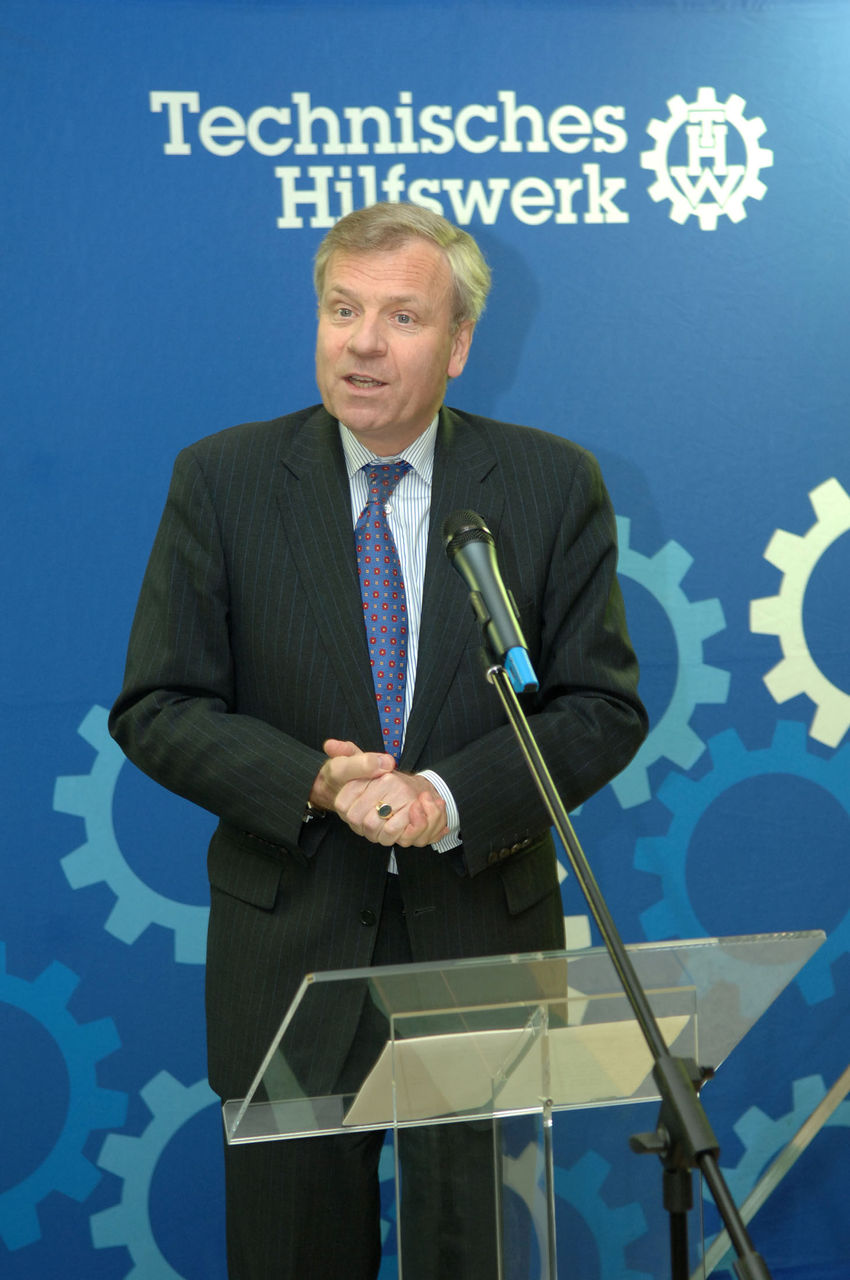 NATO Secretary General, Jaap de Hoop Scheffer opens the exhibition