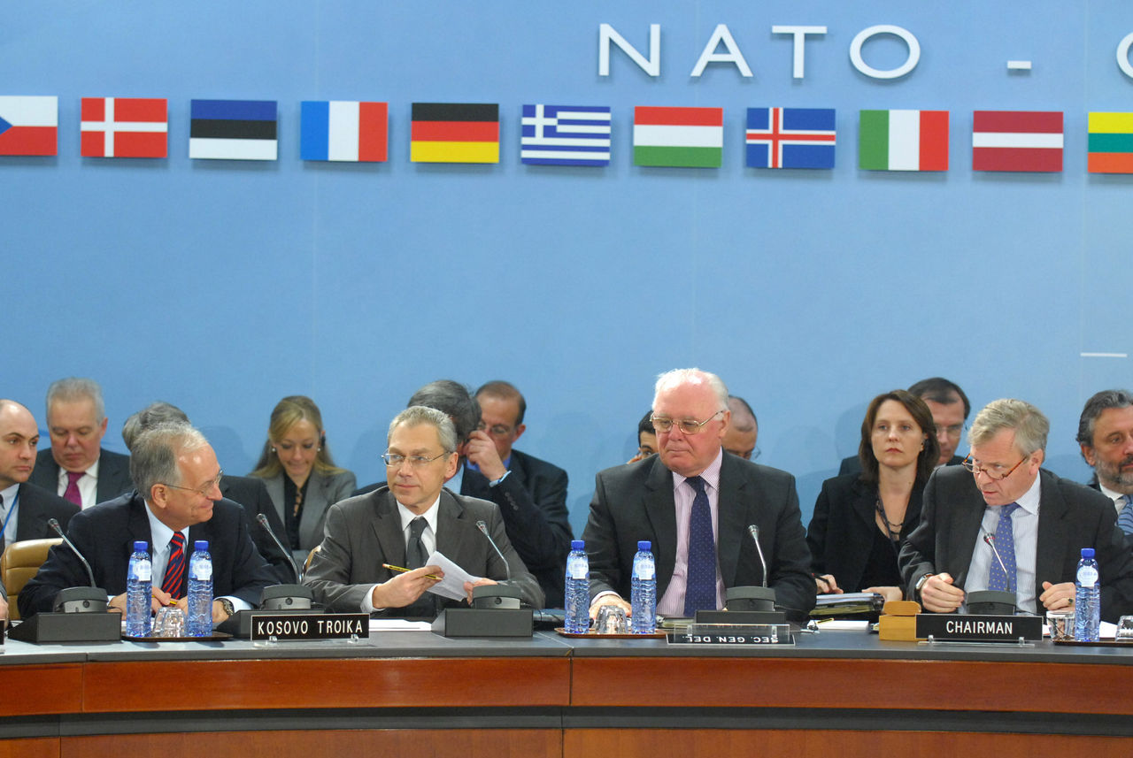 Left to right:  Wolfgang Ischinger (EU Representative); Alexander Botsan-Kharchenko (Russian Official); James Pardew (NATO Deputy Assistant Secretary General, Operations Directorate); NATO Secretary General, Jaap de Hoop Scheffer