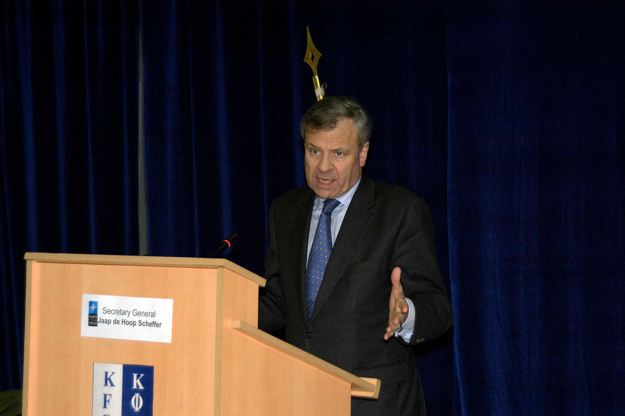 Press conference by NATO Secretary General, Jaap de Hoop Scheffer
