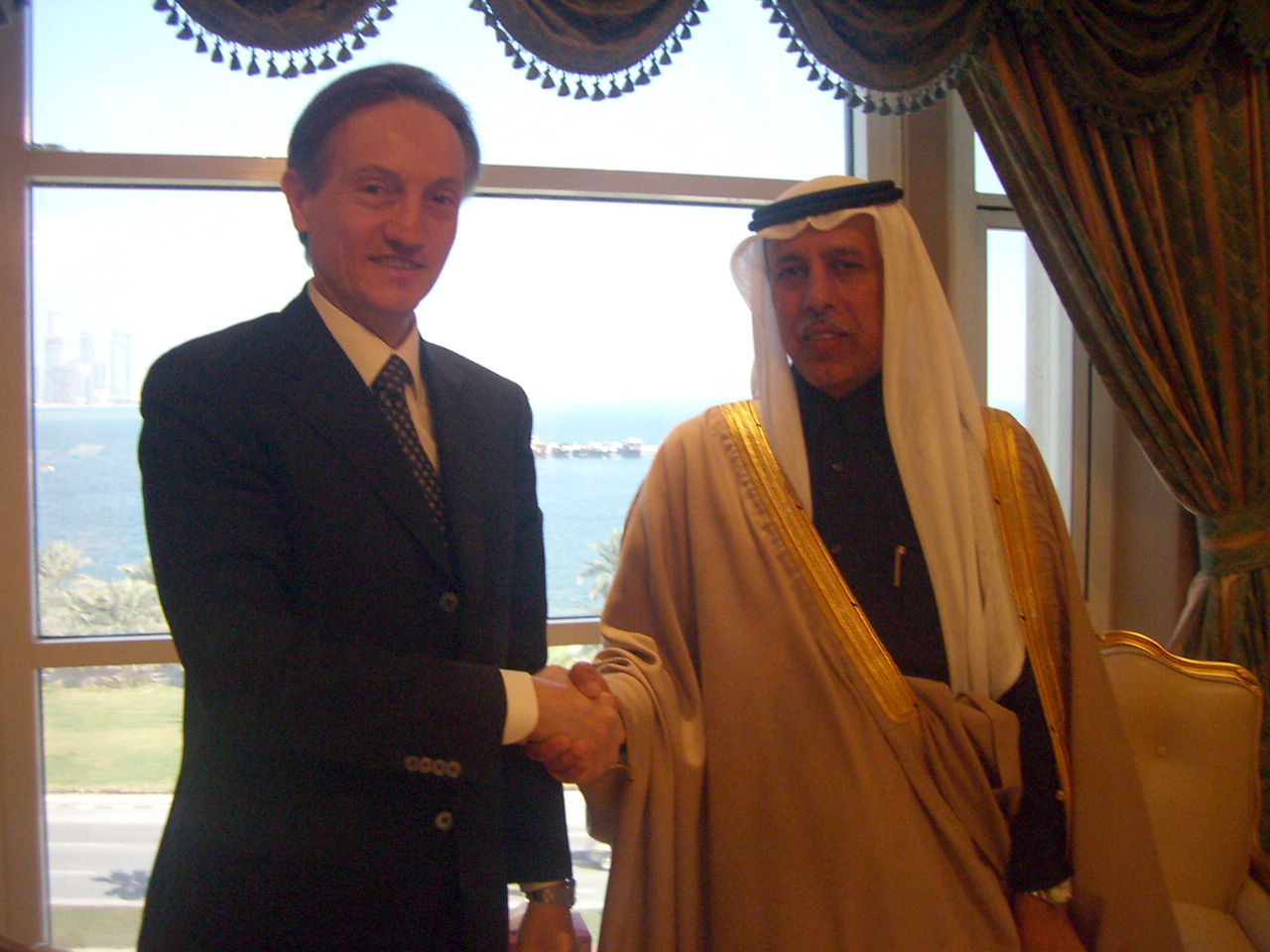 NATO Deputy Secretary General Amb. Claudio Bisogniero (left) with Qatar Minister of State for Foreign Affairs H.E. Ahmad Bin Abdullah Al-Mahmoud (right) 