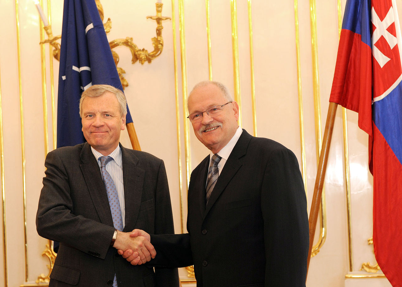 NATO Secretary General Jaap de Hoop Scheffer and the President of the Slovak Republic Ivan Gašparovič