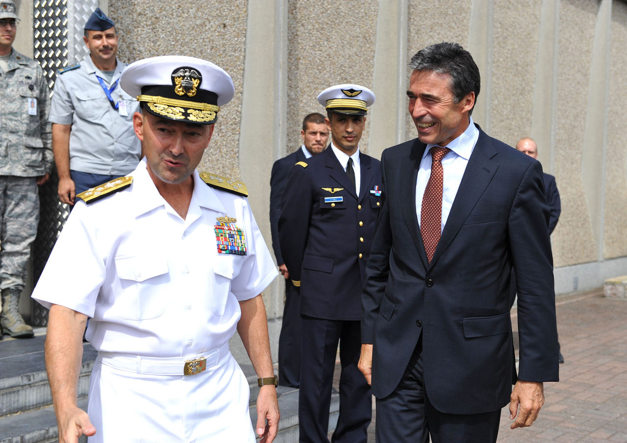 NATO Secretary General Anders Fogh Rasmussen is welcomed by the Supreme Allied Commander Europe, Admiral James Stavridis