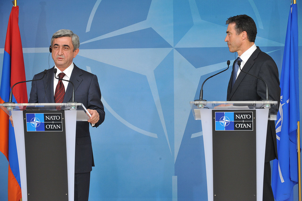 Press point with NATO Secretary General Anders Fogh Rasmussen and the President of Armenia, Mr. Serzh Sargsyan (right)