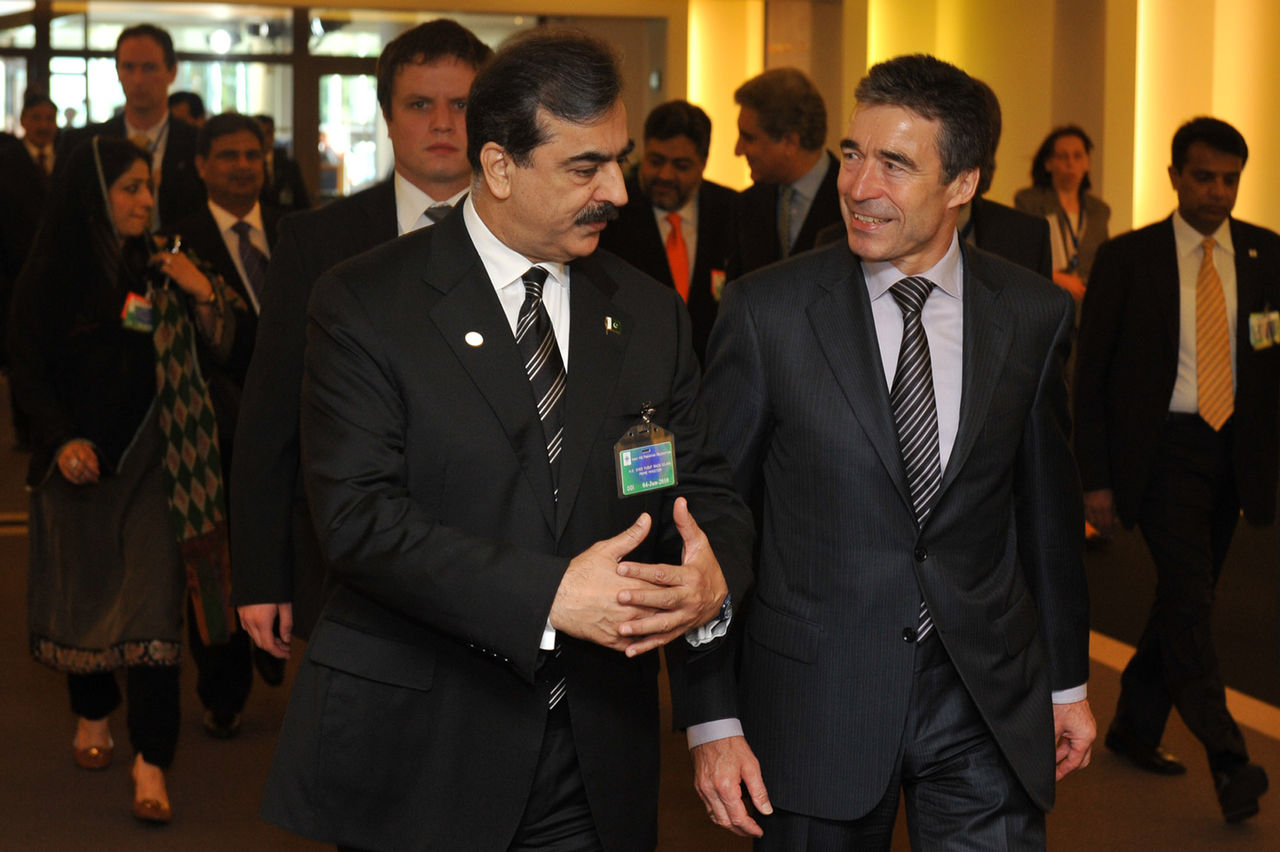 Arrival and bilateral:
Left to right: Yousuf Raza Gilani (Prime Minister of Pakistan) with NATO Secretary General, Anders Fogh Rasmussen