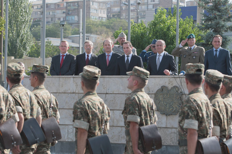 A NATO-led team of experts visited Armenia from 2 to 5 September to conduct the annual review of the country’s Defence Education Enhancement Programme (DEEP). 