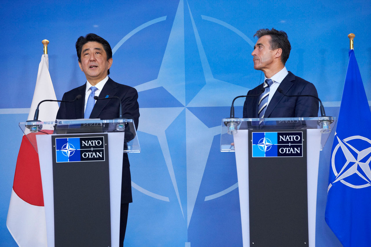 Joint press point with NATO Secretary General Anders Fogh Rasmussen and the Prime Minister of Japan, Shinzo Abe