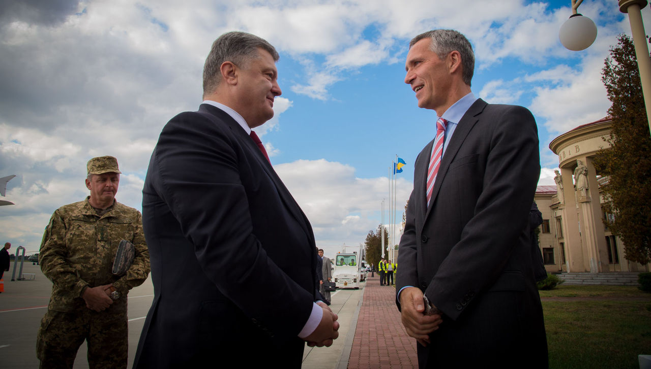 NATO Secretary General Jens Stoltenberg and the President of Ukraine, Petro Poroshenko