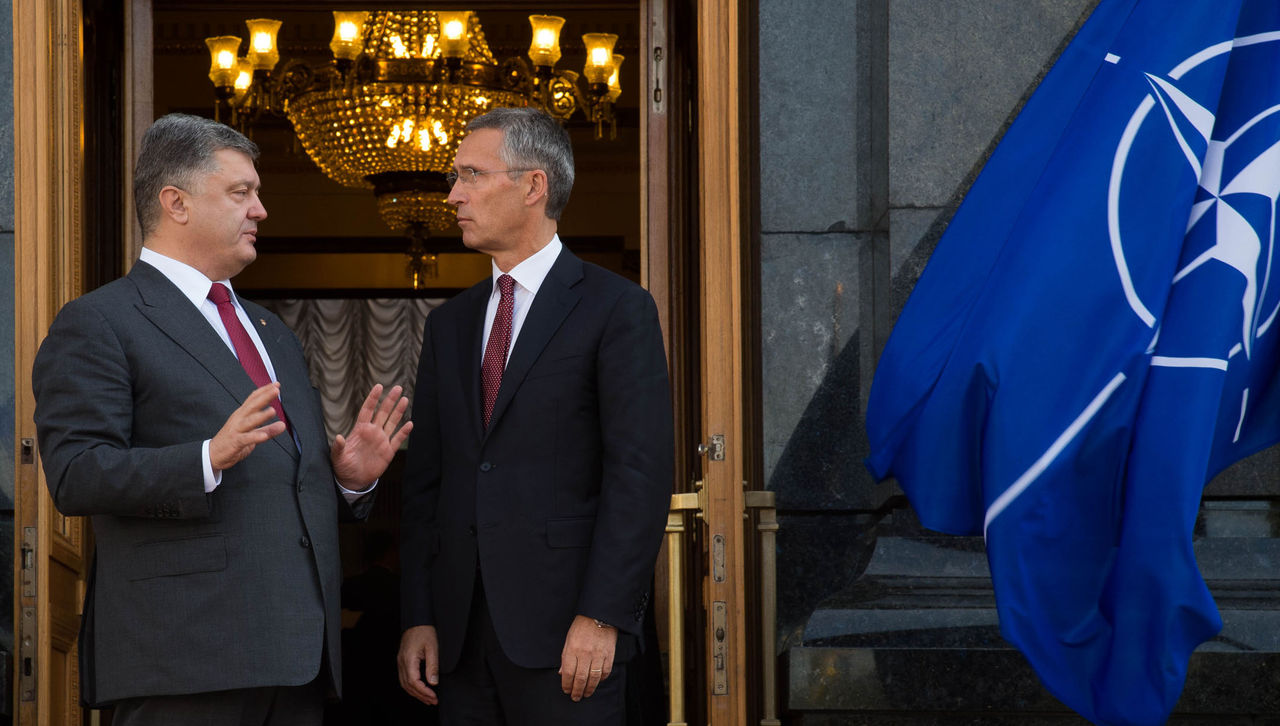 NATO Secretary General Jens Stoltenberg and the President of Ukraine, Petro Poroshenko