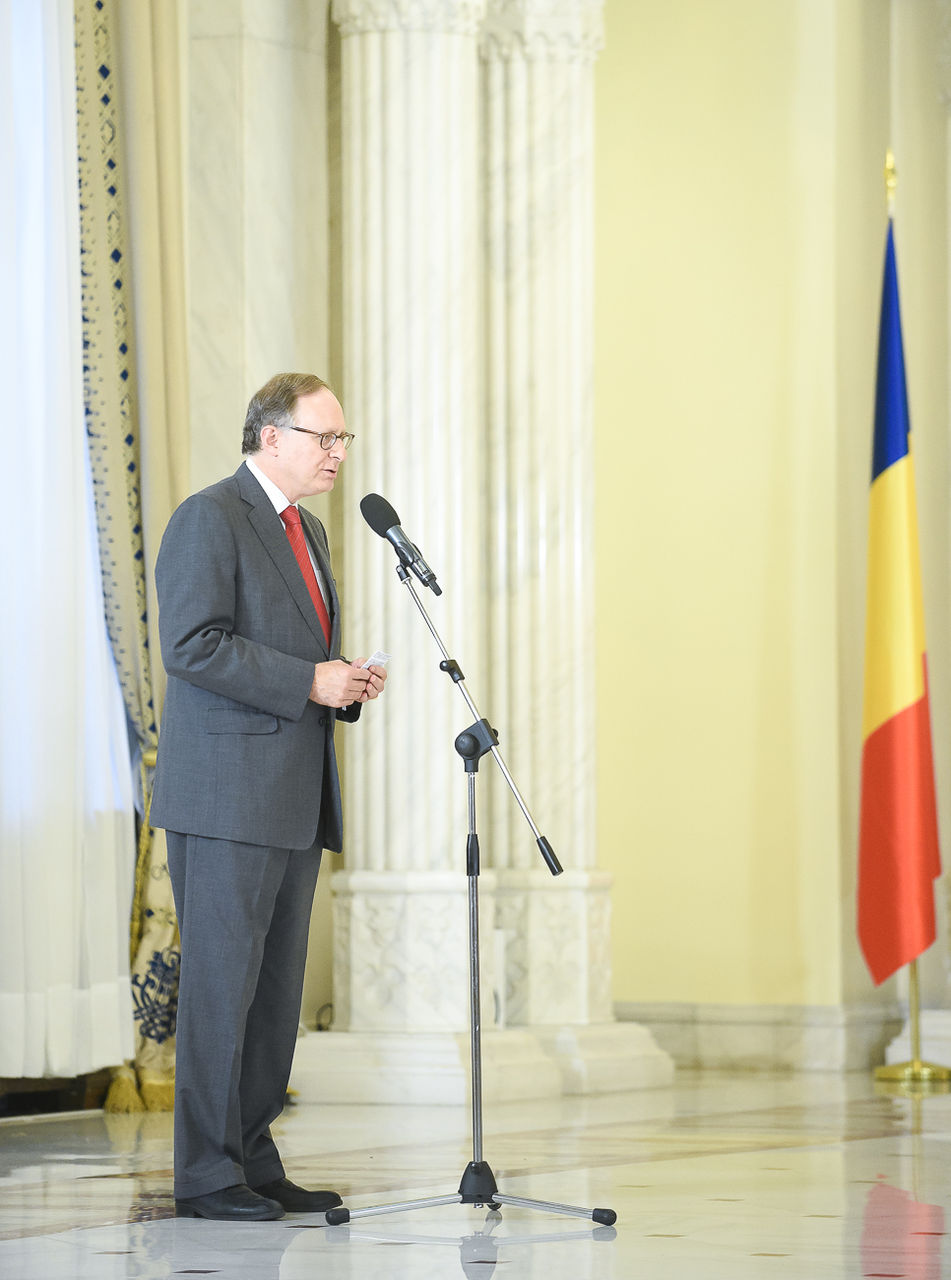 NATO Deputy Secretary General Alexander Vershbow is awarded the “Star of Romania” by Romanian President Klaus Werner Iohannis