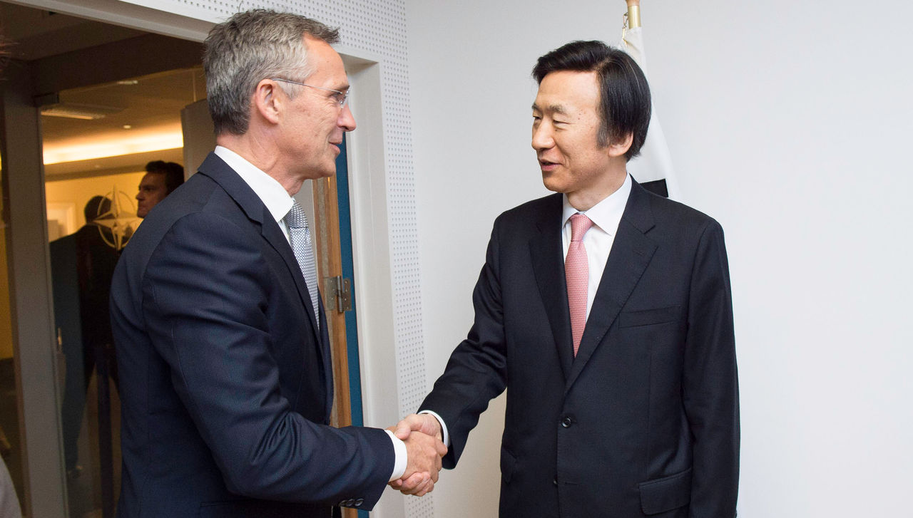 NATO Secretary General Jens Stoltenberg welcomes the Minister of Foreign Affairs of the Republic of Korea, Yun Byung-se