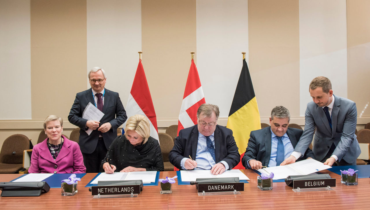 Left to right: NATO Deputy Secretary General Rose Gottemoeller, Jeanine Hennis-Plasschaert (Minister of Defence, THe Netherlands) with Claus Hjort Frederiksen (Minister of Defence, Denmark) and Steven Vandeput (Minister of Defence, Belgium)