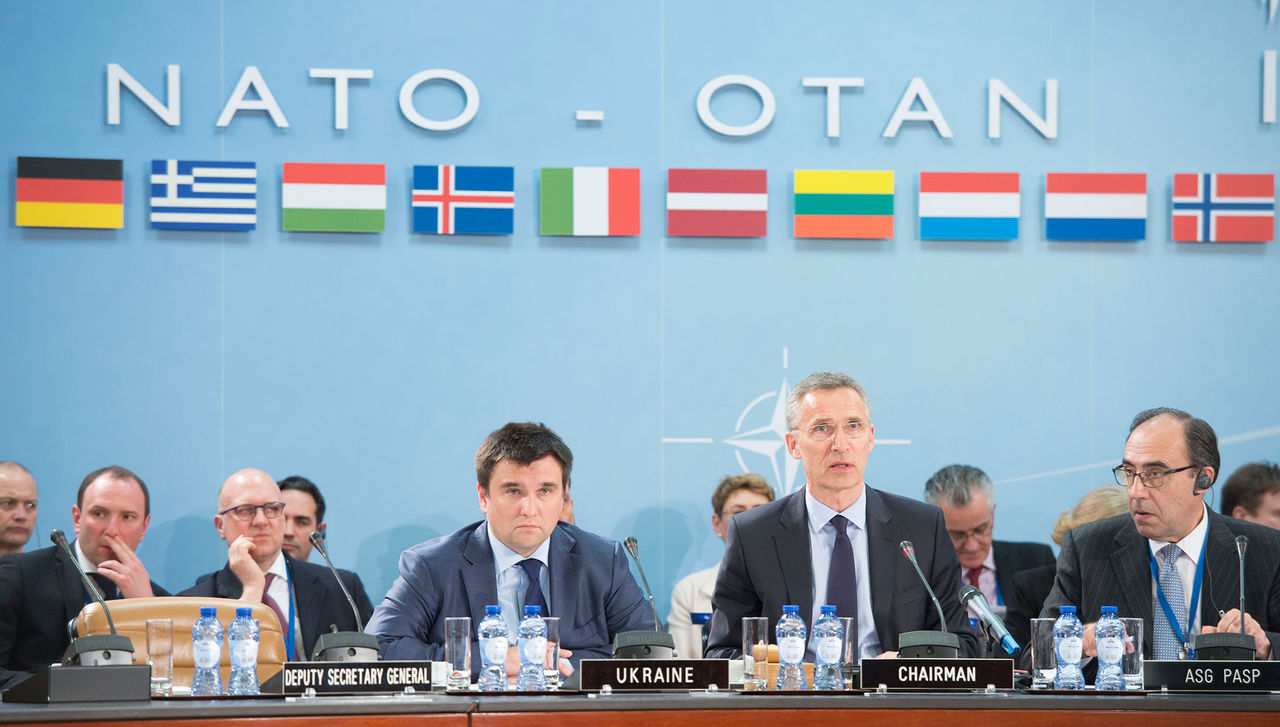 Pavlo Klimkin, Minister of Foreign Affairs of Ukraine and NATO Secretary General Jens Stoltenberg