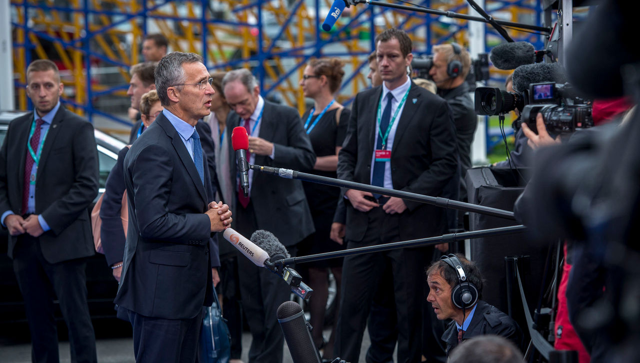 Doorstep statement by NATO Secretary General Jens Stoltenberg at the start of the Informal meeting of EU Defence Ministers in Tallinn