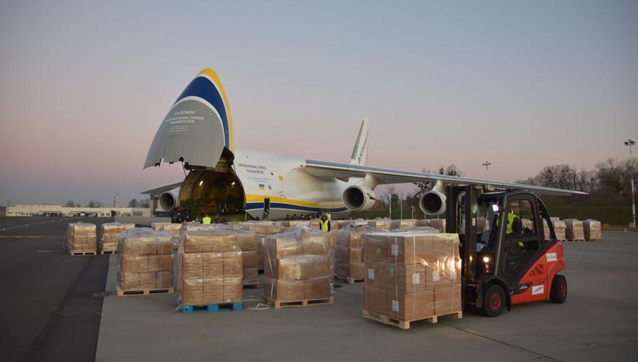 200410-poland-covid19