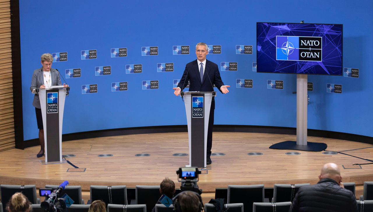 Pre-ministerial Press Conference with NATO Secretary General Jens Stoltenberg