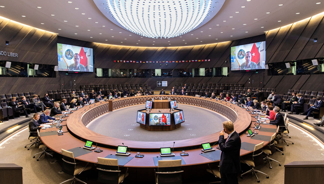 General view of the meeting