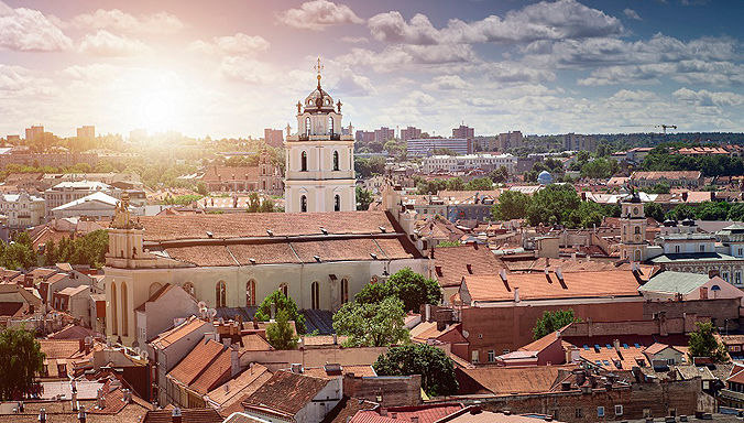 221108-Vilnius_Old_Town2.jpg