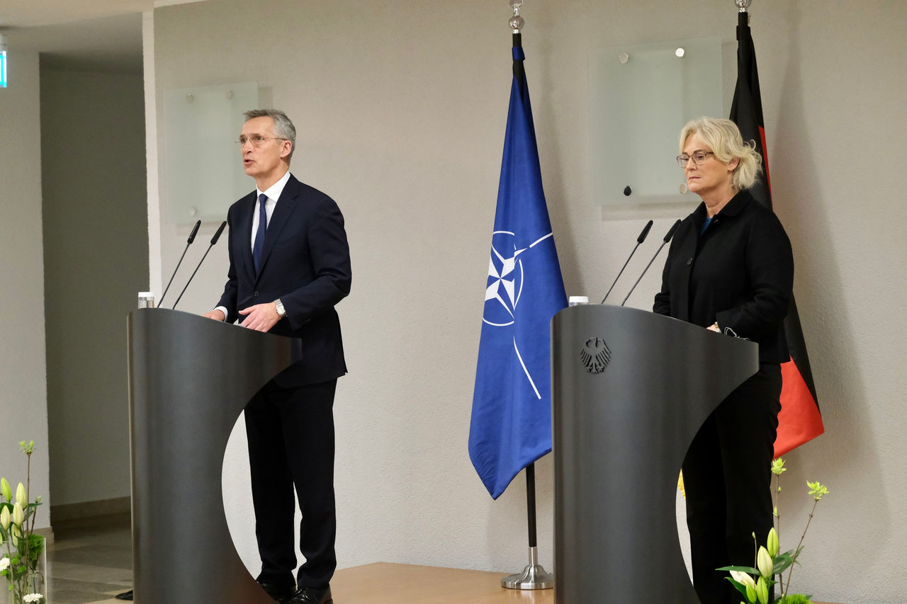 Press conference with NATO Secretary General Jens Stoltenberg and the Minister of Defence of Germany, Christine Lambrecht