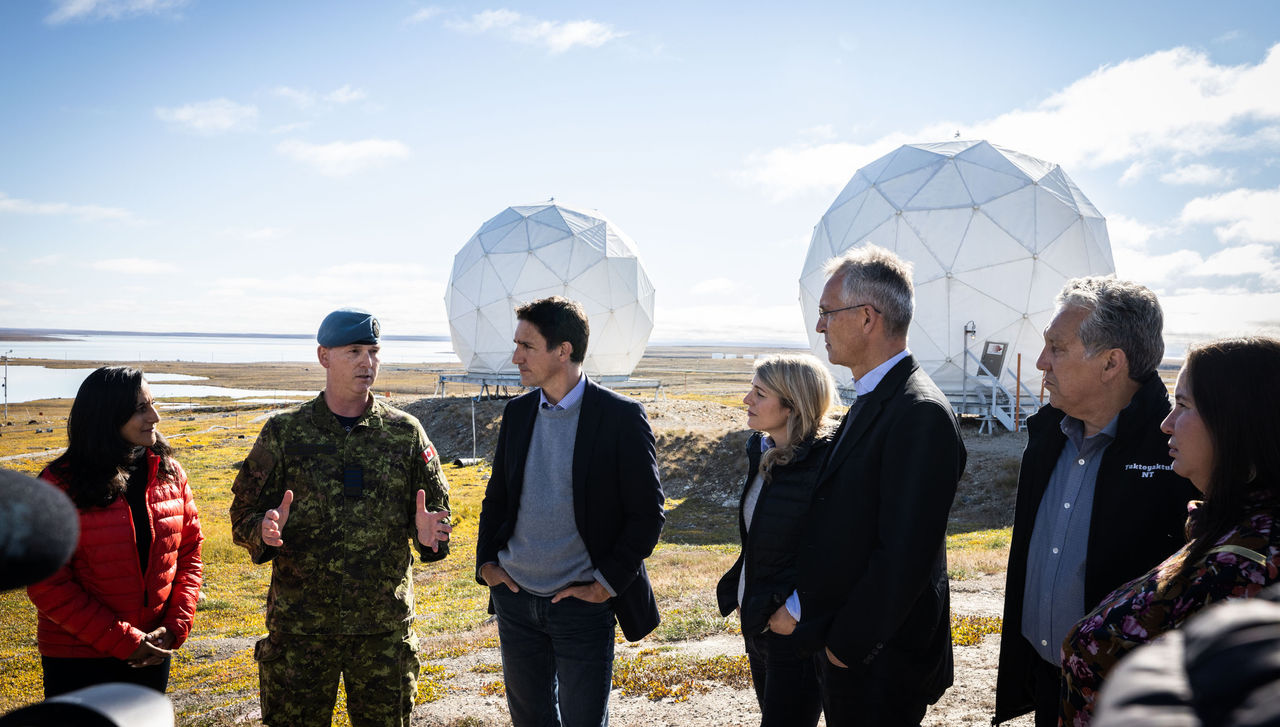 NATO Secretary General Jens Stoltenberg and the Prime Minister of Canada Justin Trudeau meeting in the garden of Fairmont Hotel Macdonald