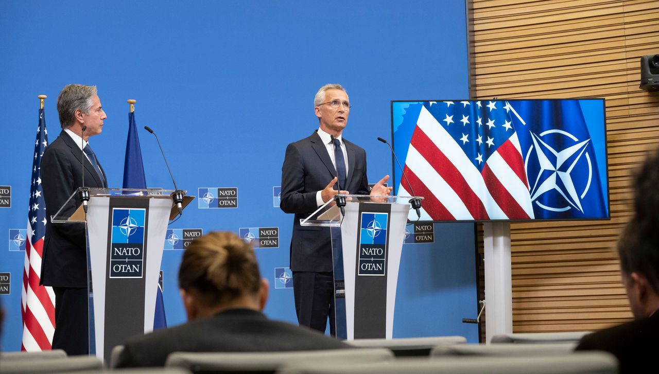 Press conference with NATO Secretary General Jens Stoltenberg and the US Secretary of State, Antony J. Blinken