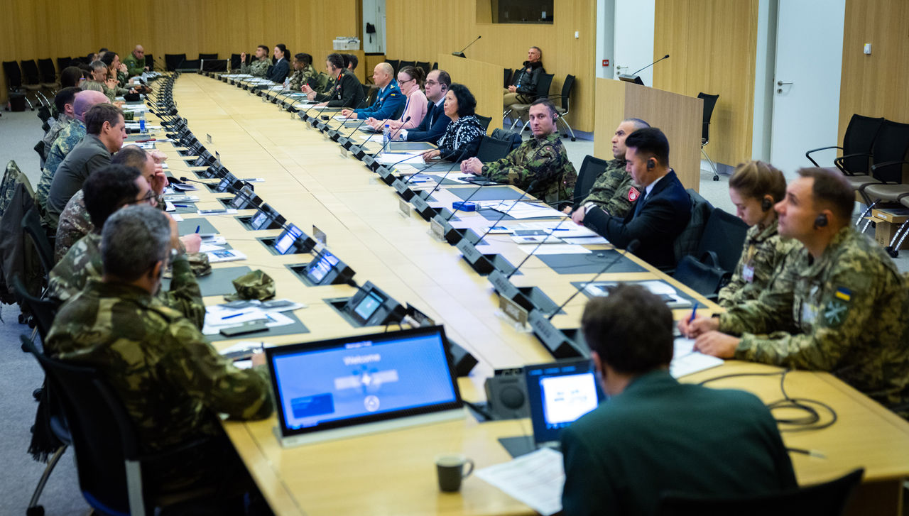 From 6 to 15 December 2023, NATO hosted 30 military personnel from 23 Partner Nations for its bi-annual Familiarization Programme.