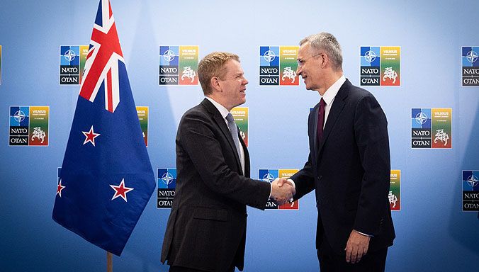 NATO Secretary General Jens Stoltenberg meets with Christopher Hipkins (Prime Minister of New Zealand)