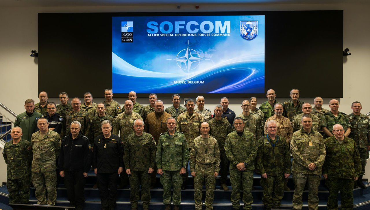 NATO Military Committee visits Allied Special Operations Forces Command - Family photo