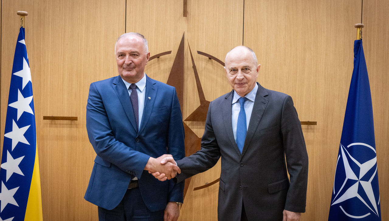 NATO Deputy Secretary General Mircea Geoană meets with Zukan Helez, Minister of Defence of Bosnia and Herzegovina