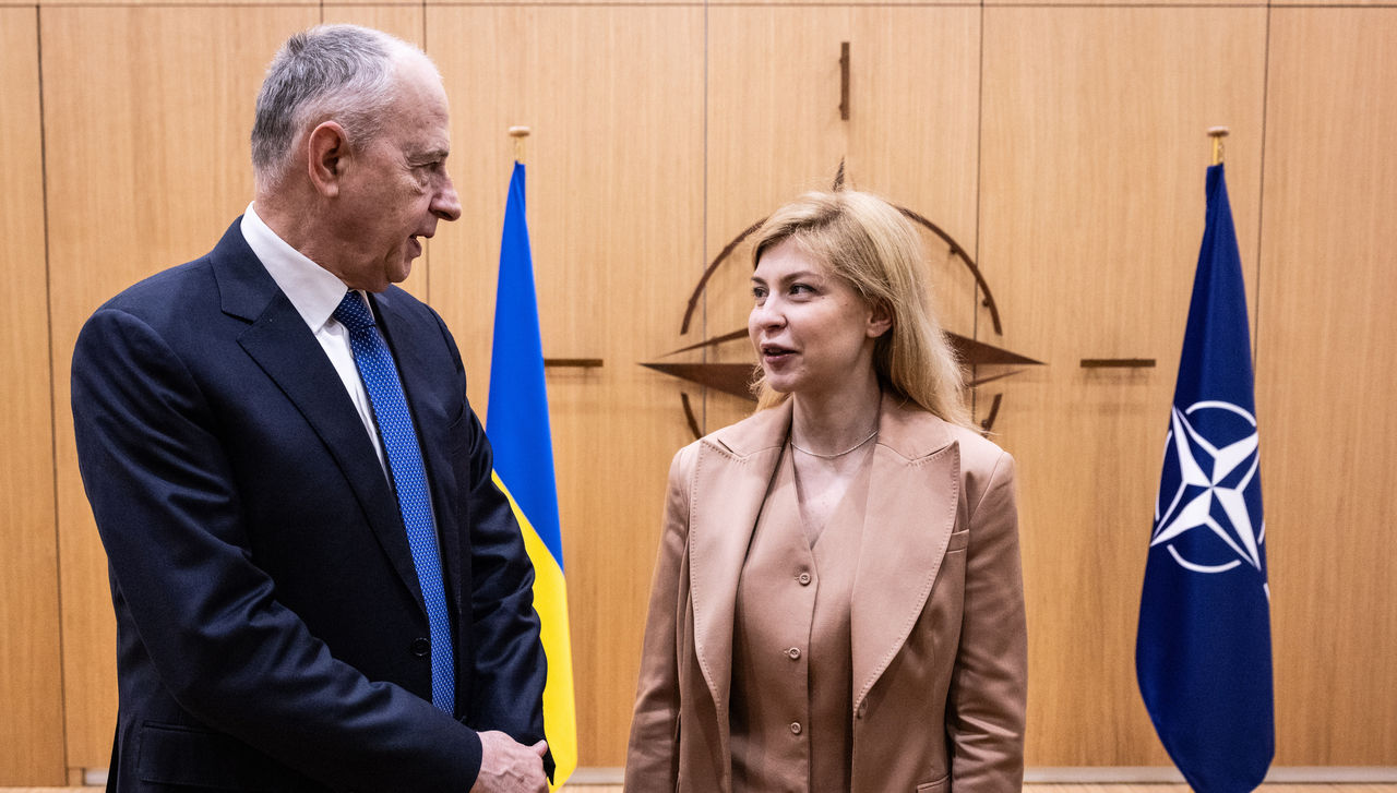NATO Deputy Secretary General Mircea Geoană with the Deputy Prime Minister for European and Euro-Atlantic Integration of Ukraine, Olha Stefanishyna