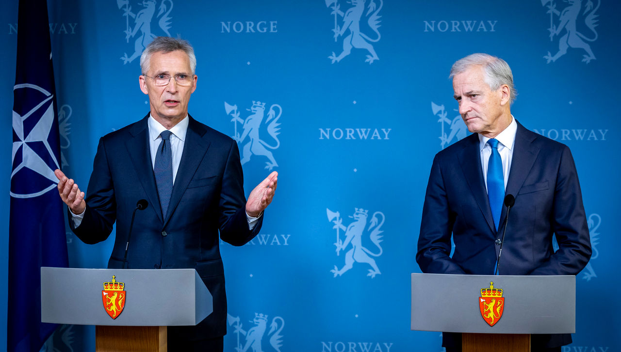 NATO Secretary General Jens Stoltenberg in joint press conference with Jonas Gahr Støre, Prime Minister of Norway