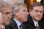 060204-security-conference.jpg