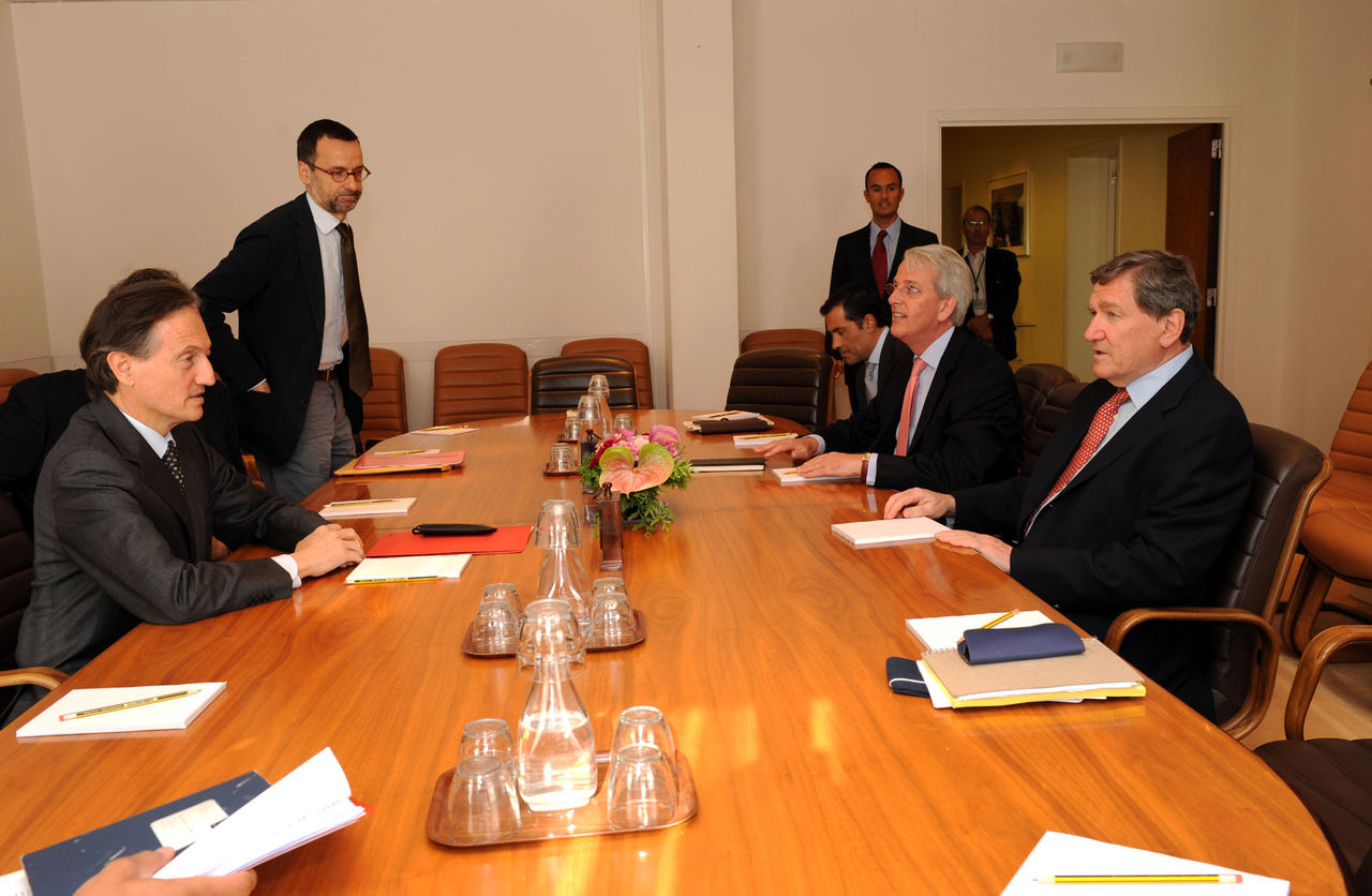Centre left to right: Ambassador Claudio Bisogniero (NATO Deputy Secretary General) in bilateral discussion with Richard Holbrooke (US Special Envoy for Afghanistan and Pakistan)