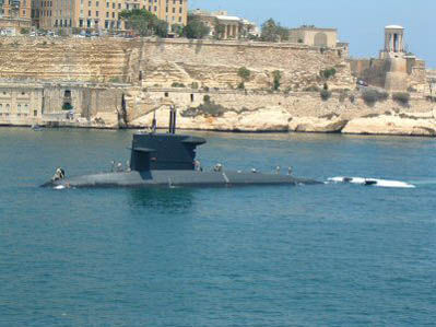 100628-submarine.jpg