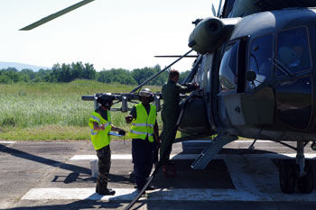 131008-fuel_soldiers1.jpg