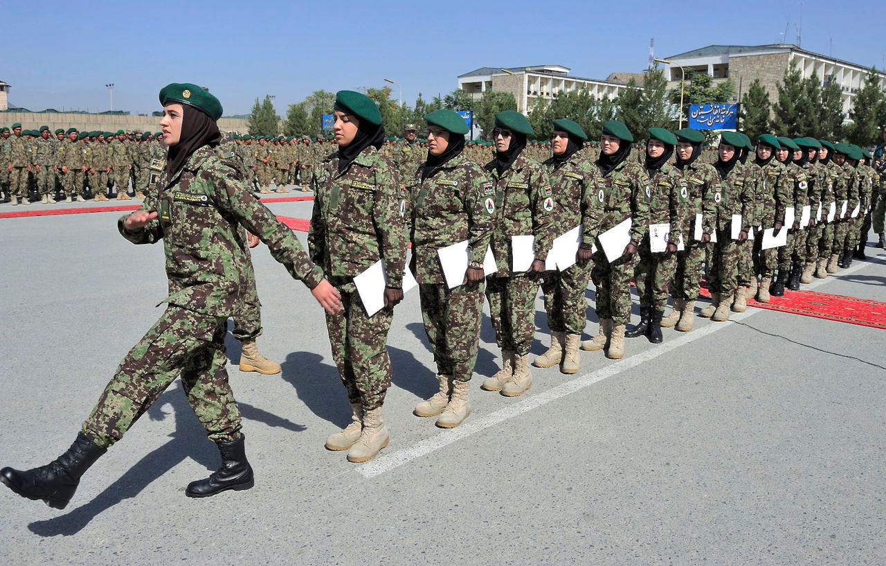 Members from the Afghan National Army female training brigade prepare to march off the Kabul Military Training Center parade square after receiving their graduation certificates on August 29, 2013 in Kabul, Afghanistan during Operation ATTENTION.

Photo: MCpl Frieda Van Putten, Canadian Armed Forces

Des membres de la brigade d’instruction féminine de l’Armée nationale afghane se préparent à quitter le terrain de rassemblement du Centre d'entraînement militaire de Kaboul (Afghanistan), après avoir reçu leur diplôme, le 29 août 2013, dans le cadre de l’opération Attention.    

Photo : Cplc Frieda Van Putten, Forces armées canadiennes
AT2013-0210-06