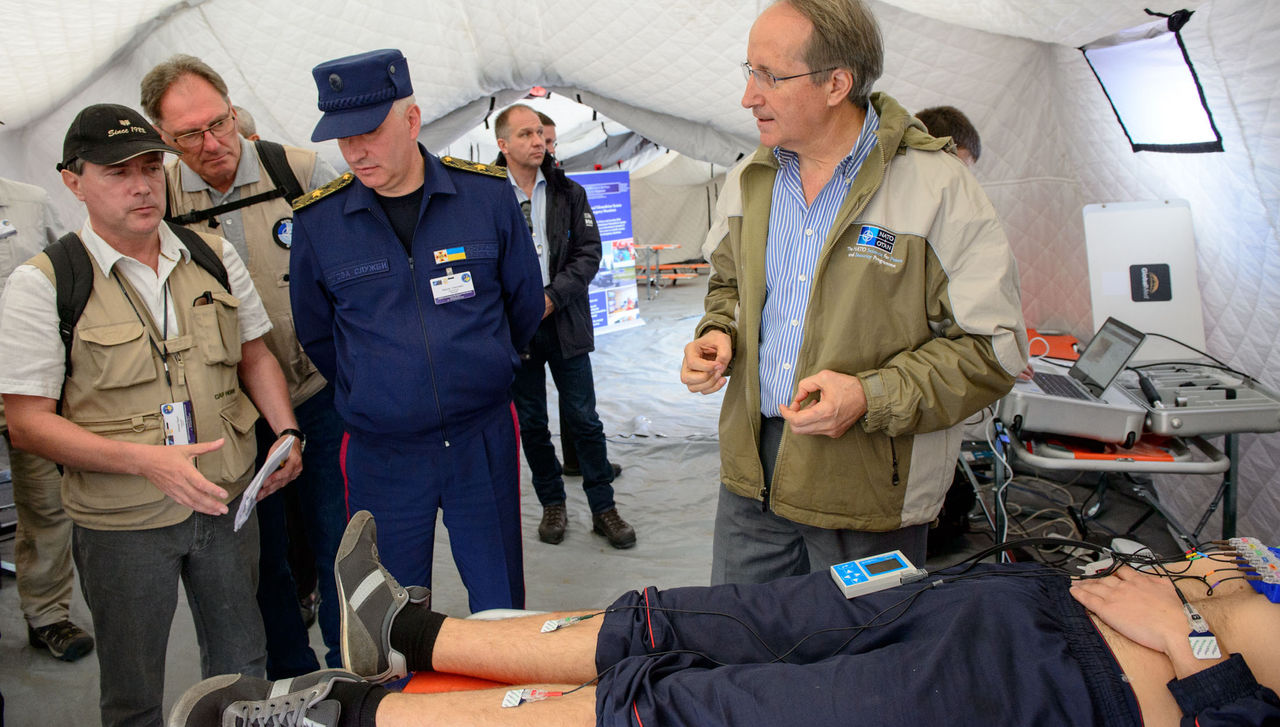 The NATO Science for Peace and Security (SPS) Programme is supporting the development of a multinational telemedicine system. During the EADRCC field exercise “Ukraine 2015” in Lviv, the telemedicine project was demonstrated and tested