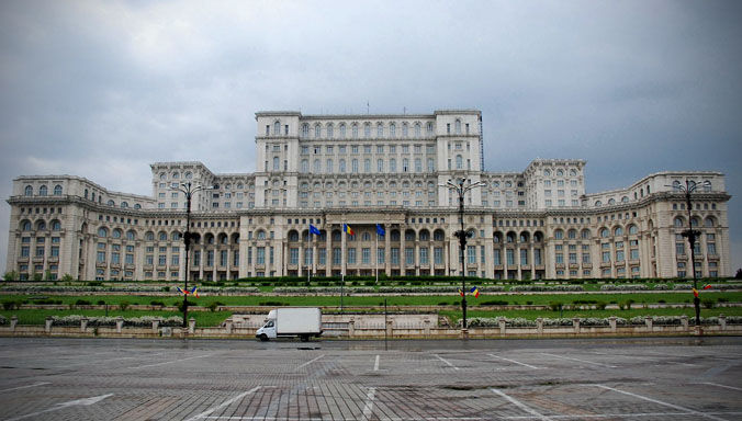 170327-romania-parl.jpg