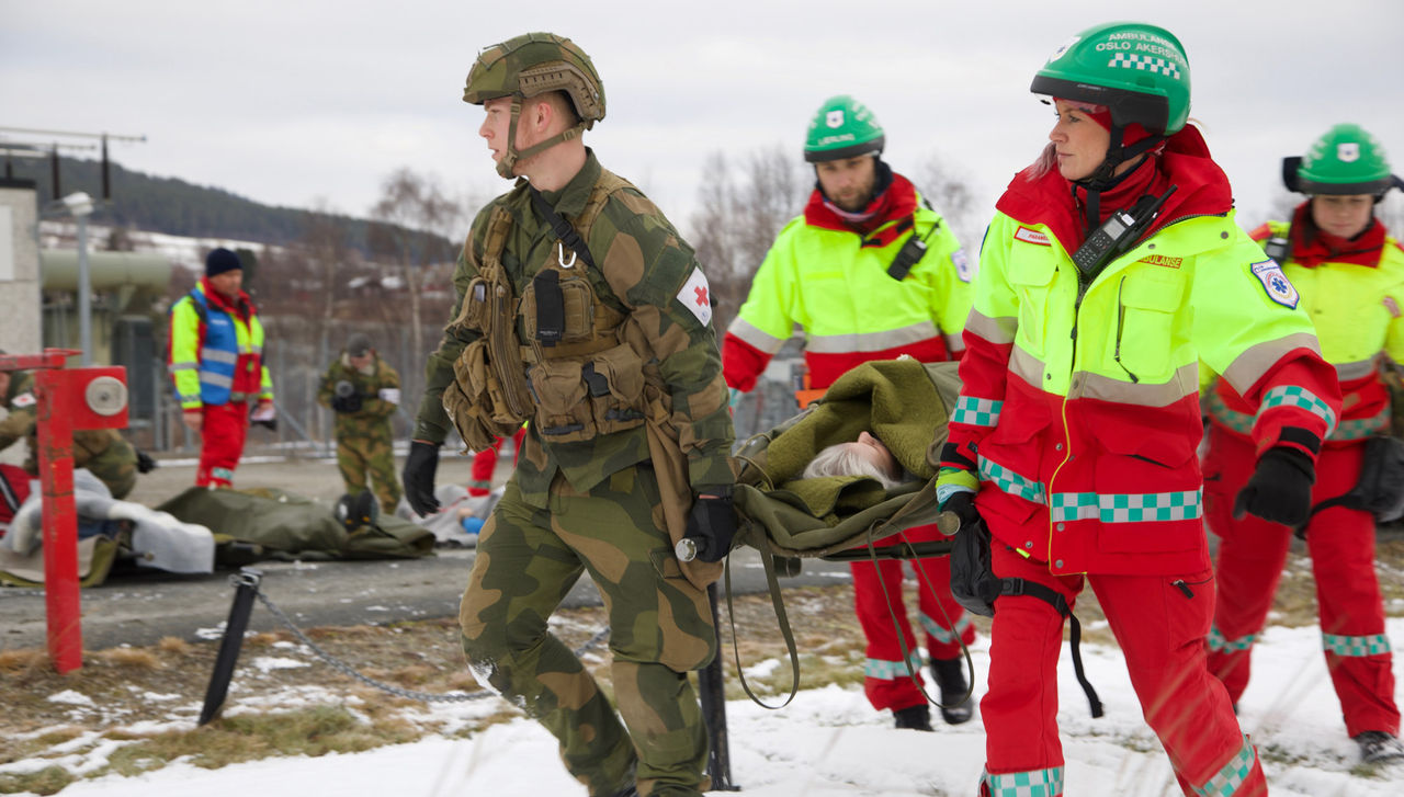 Nasjonal helseøvelse på Tynset Under Trident Juncture 2018 deltok forsvaret i den nasjonale helseøvelsen på Tynset. Både helsevesenet, forsvaret, politi, brannvesen og kommune deltok.