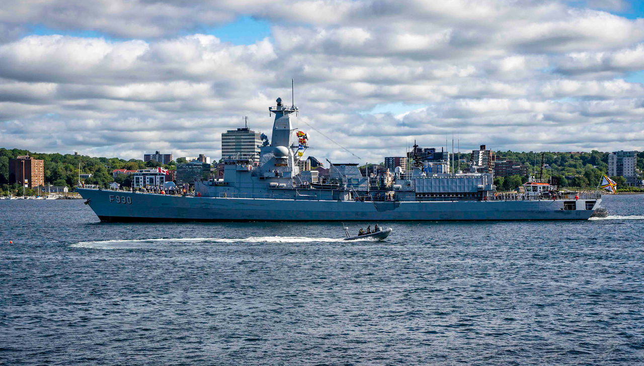 190905-N-UB406-0284 HALIFAX, Canada (Sept. 5, 2019) The Belgian navy Karel Doorman-class frigate Leopold I (F930) prepares to moor pierside in Halifax, Canada, during a scheduled visit. Leopold I is underway on a regularly-scheduled deployment as part of Standing NATO Maritime Group 1 to conduct maritime operations and provide a continuous maritime capability for NATO in the northern Atlantic. (U.S. Navy photo by Mass Communication Specialist 2nd Class Cameron Stoner)
