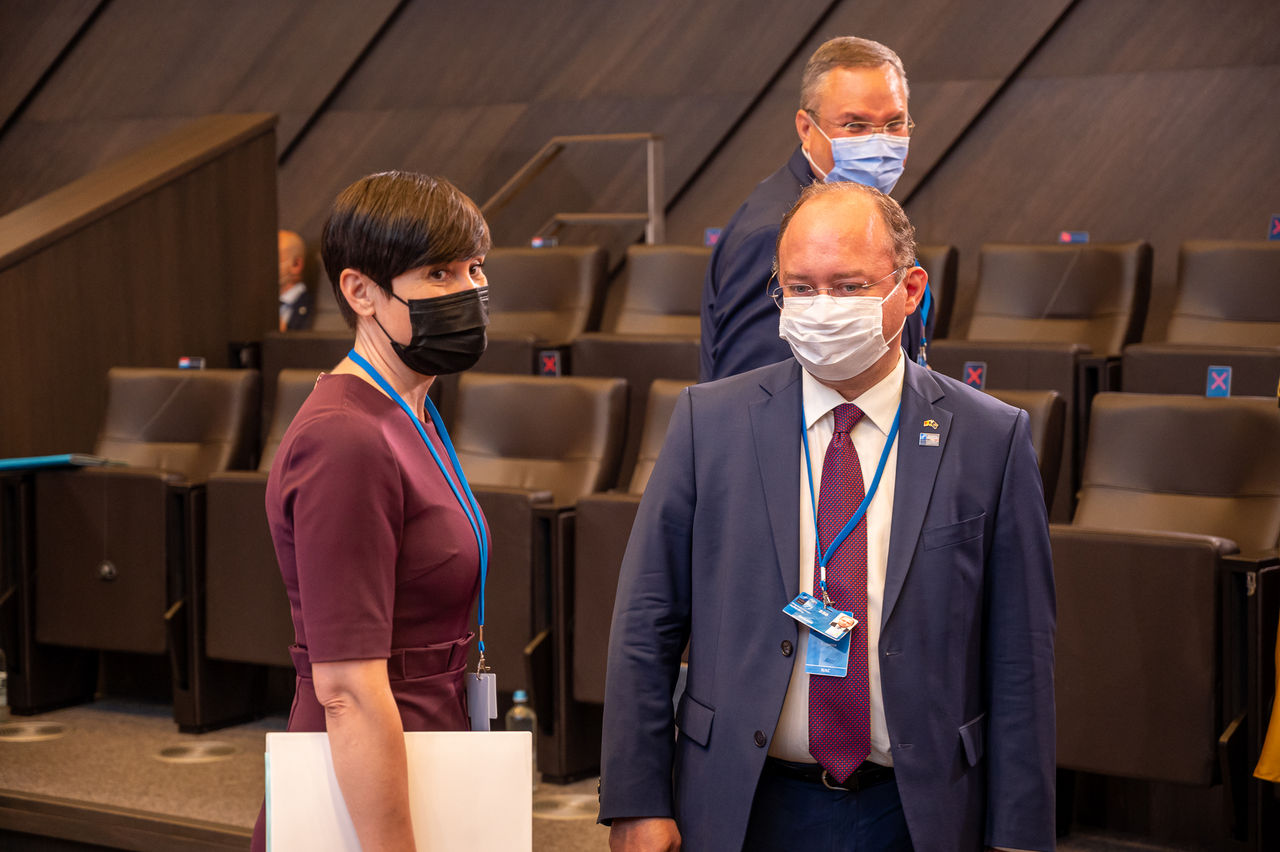 Ine Marie Eriksen Soreide (Minister of Foreign Affairs, Norway) and Bogdan Aurescu (Minister of Foreign Affairs, Romania)