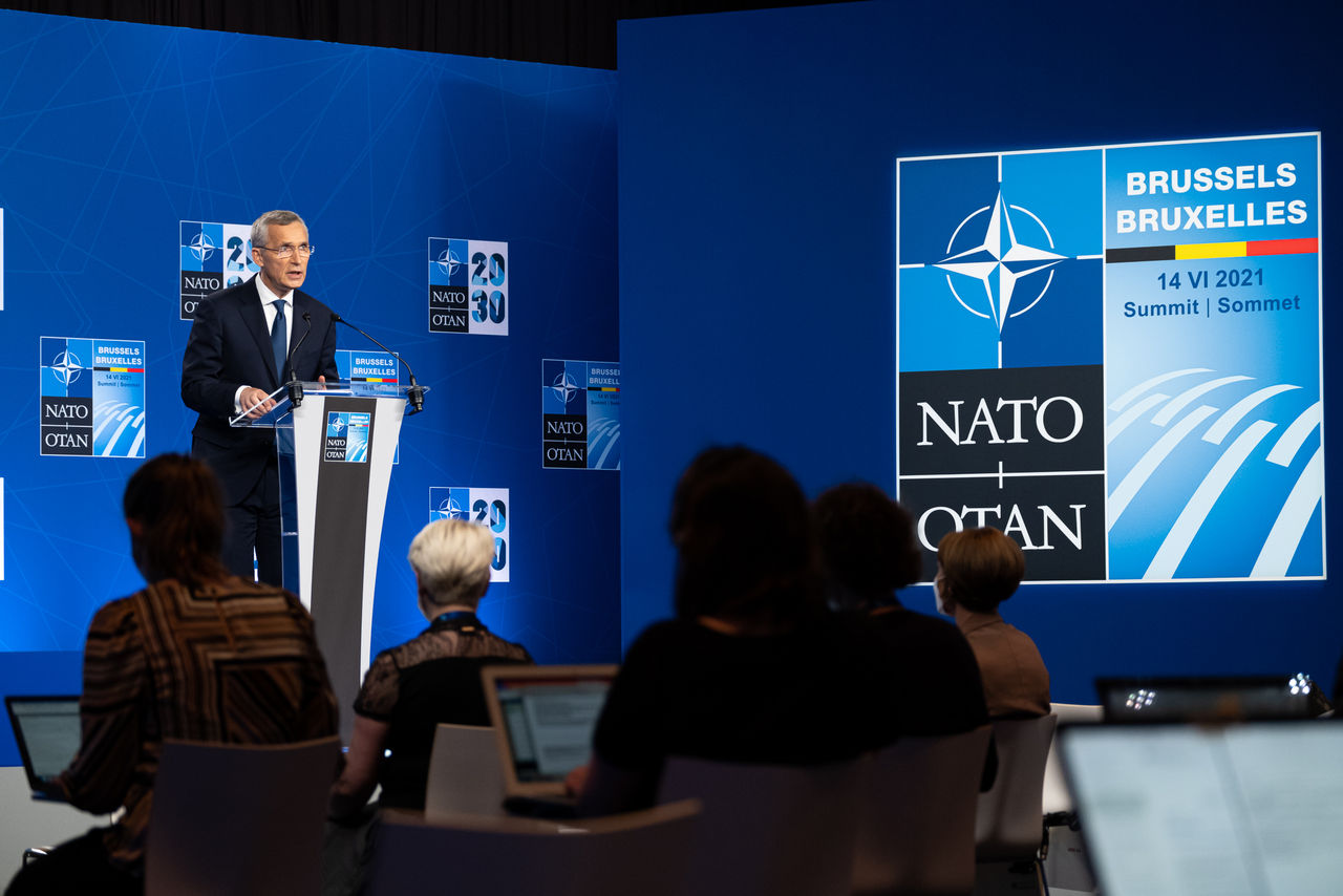 Press conference by NATO Secretary General Jens Stoltenberg following the NATO Summit in Brussels