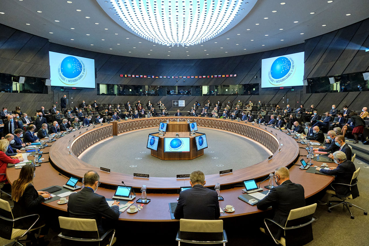 General view of the meeting