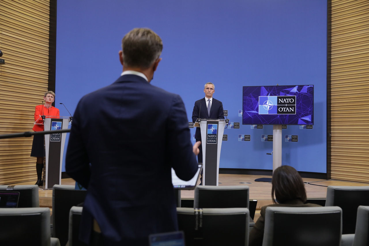 Press conference by NATO Secretary General Jens Stoltenberg following the meeting of the NATO-Russia Council at NATO Headquarters
