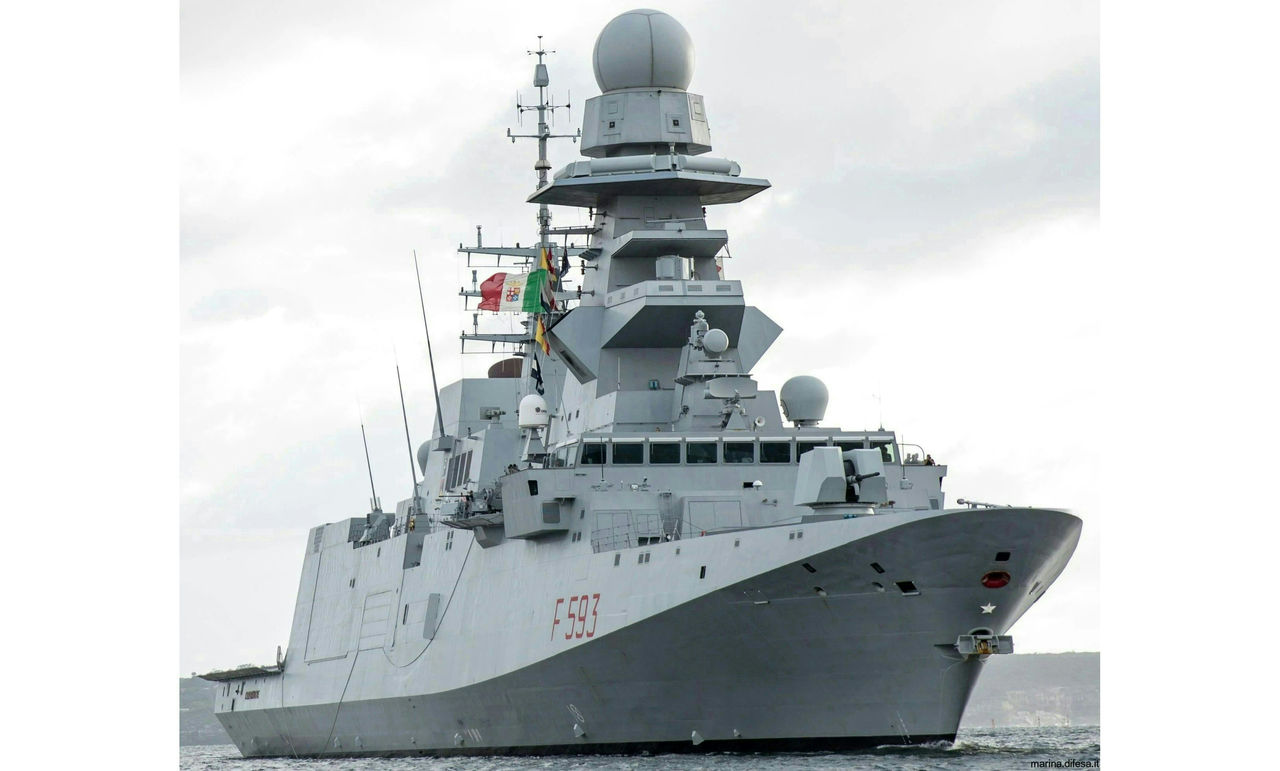 251119-undersea-infra