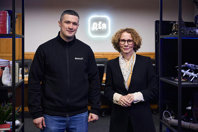 Deputy Secretary General Radmila Shekerinska with Minister of Digital Transformation of Ukraine Mykhailo Fedorov