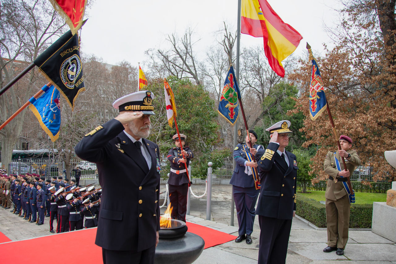 The Chair of the NATO Military Committee, Admiral Giuseppe Cavo Dragone with Spain's Chief of Defence, Admiral Teodoro E. López Calderón